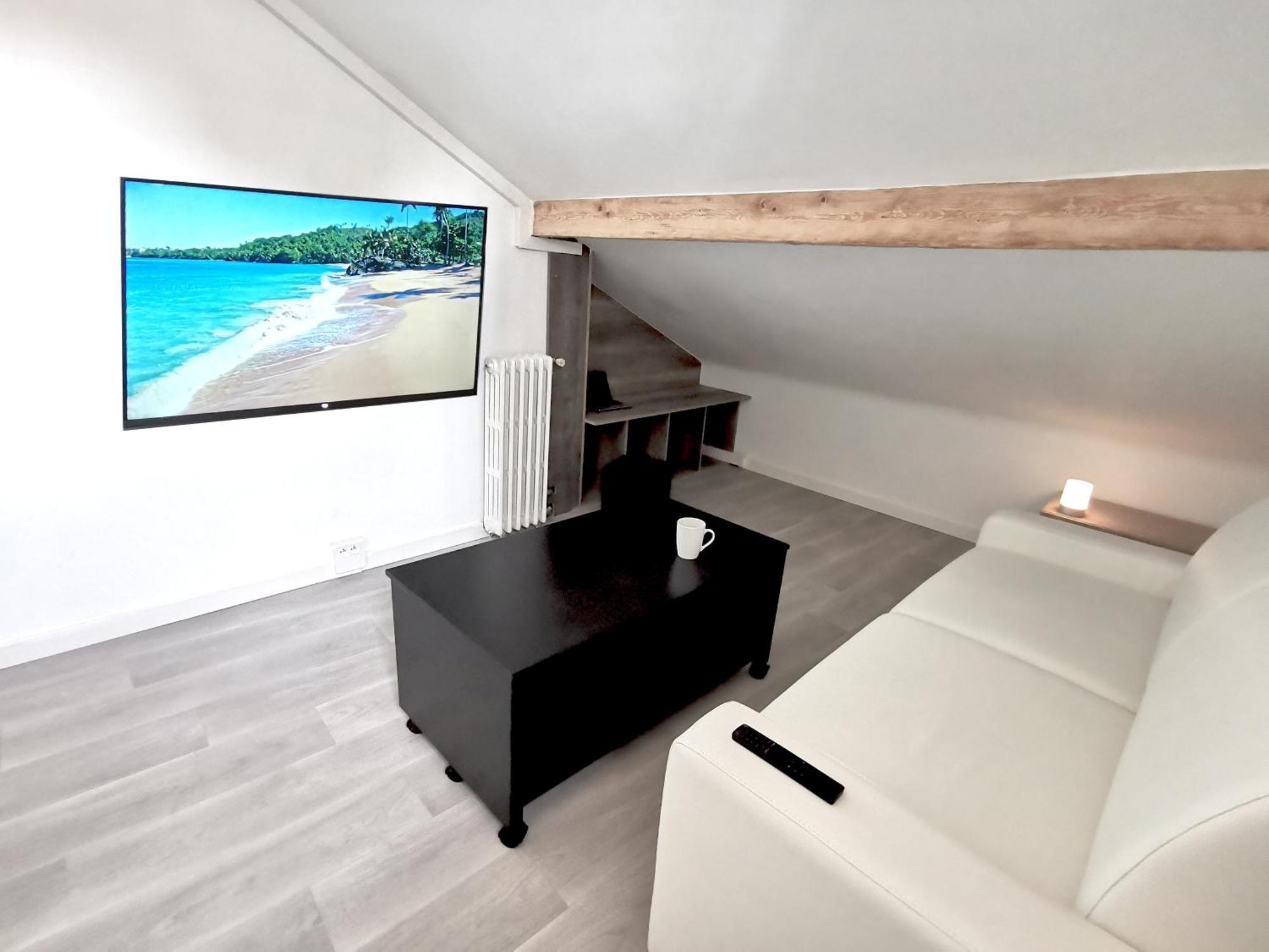 Bagneux Paris Confort Netflix Rer B Екстериор снимка